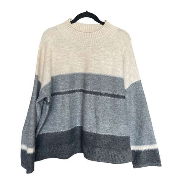 Universal Thread Turtleneck Knit Pullover Sweater Colorblock Size XXL NWOT gray - Picture 2 of 7